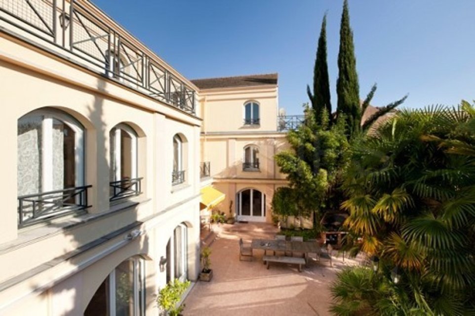 Renaud vend sa maison grand luxe Renaud vend sa maison grand luxe