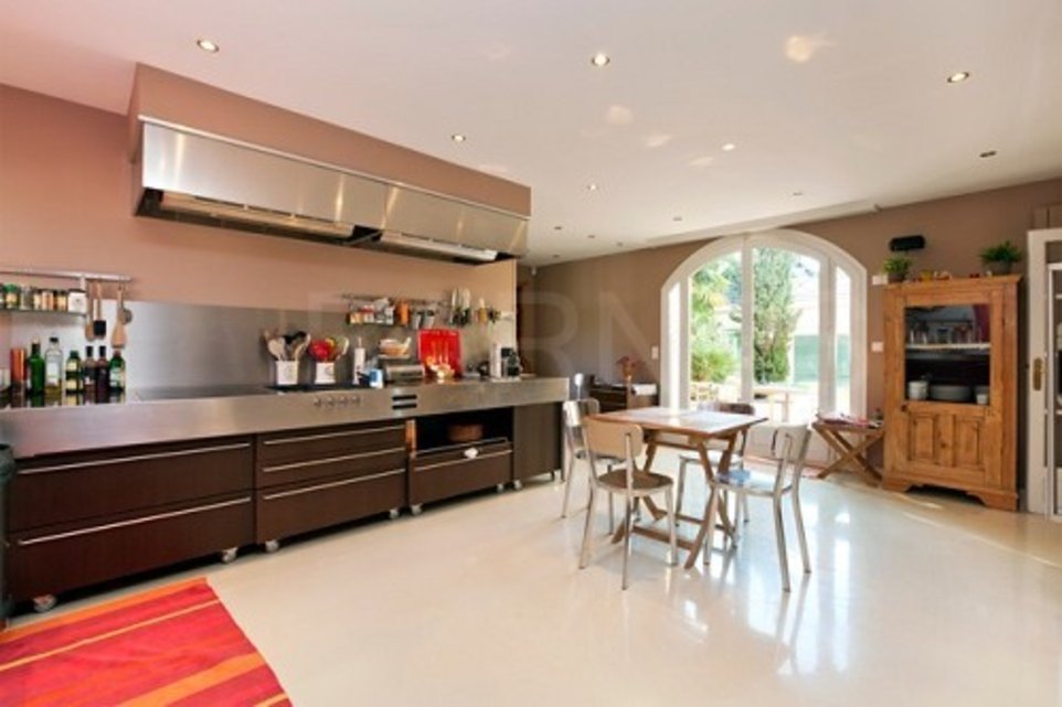 Renaud vend sa maison grand luxe Renaud vend sa maison grand luxe